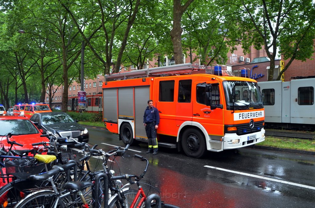 PStrab Koeln Suelz Luxemburgerstr P10.JPG